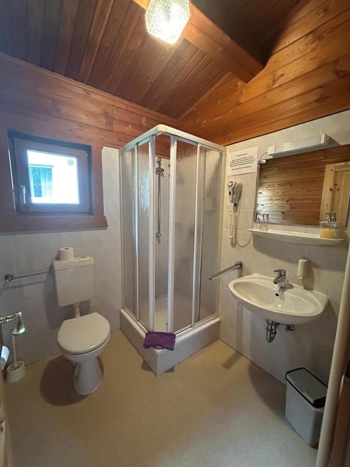 Abb Sportcenter Gaensefurth, Doppelzimmer Ohne Kueche, Standard Doppelzimmer Mit Kueche 헤클링언 외부 사진